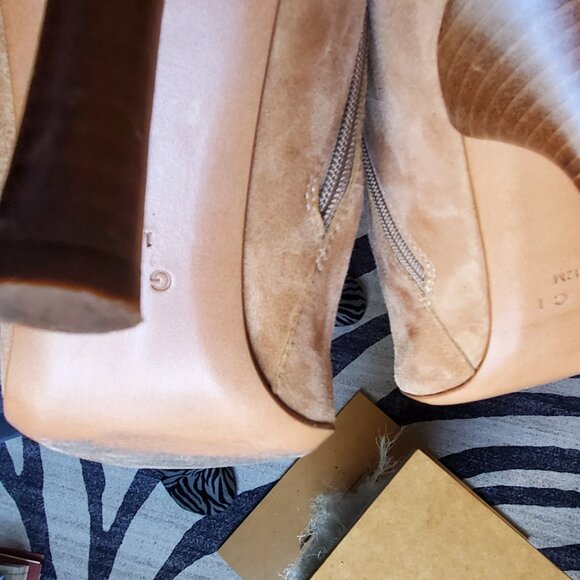 AUTHENTIC GUCCI Suede Tall Boots - Picture 2 of 9